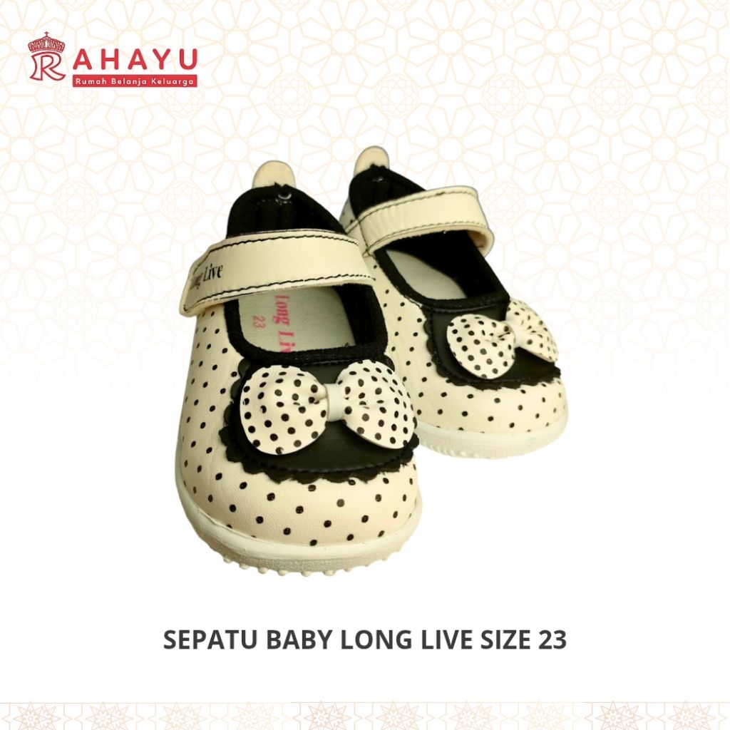 Sepatu Flat Anak Ukuran 23 – Putih Polkadot Hitam dengan Pita Manis