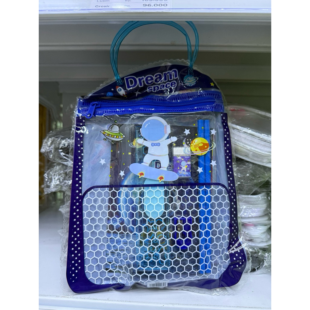 

Gift set Atk 6 in 1 cartoon cute sanlio Pensil penggaris penghapus rautan notes free tas tenteng pvc