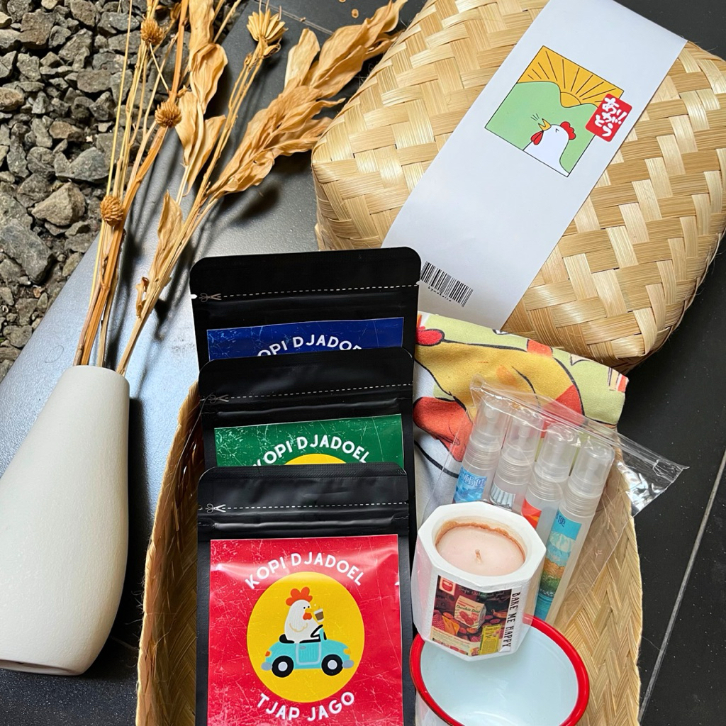 

Hampers Kopi Bubuk 50gr bymakaira | hampers unik kado ulang tahun birthday gift hadiah lucu hadiah pacar kado wisuda