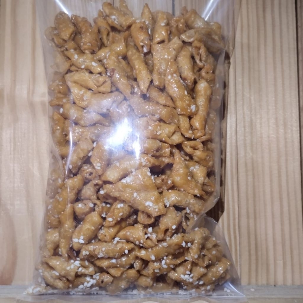 

Cemilan enak kacang intip/kacang sembunyi free bubble wrap