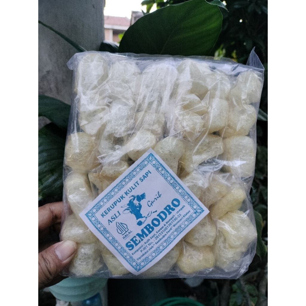 

KERUPUK RAMBAK KULIT SAPI ASLI KLATEN(1 PACK ISI 12)
