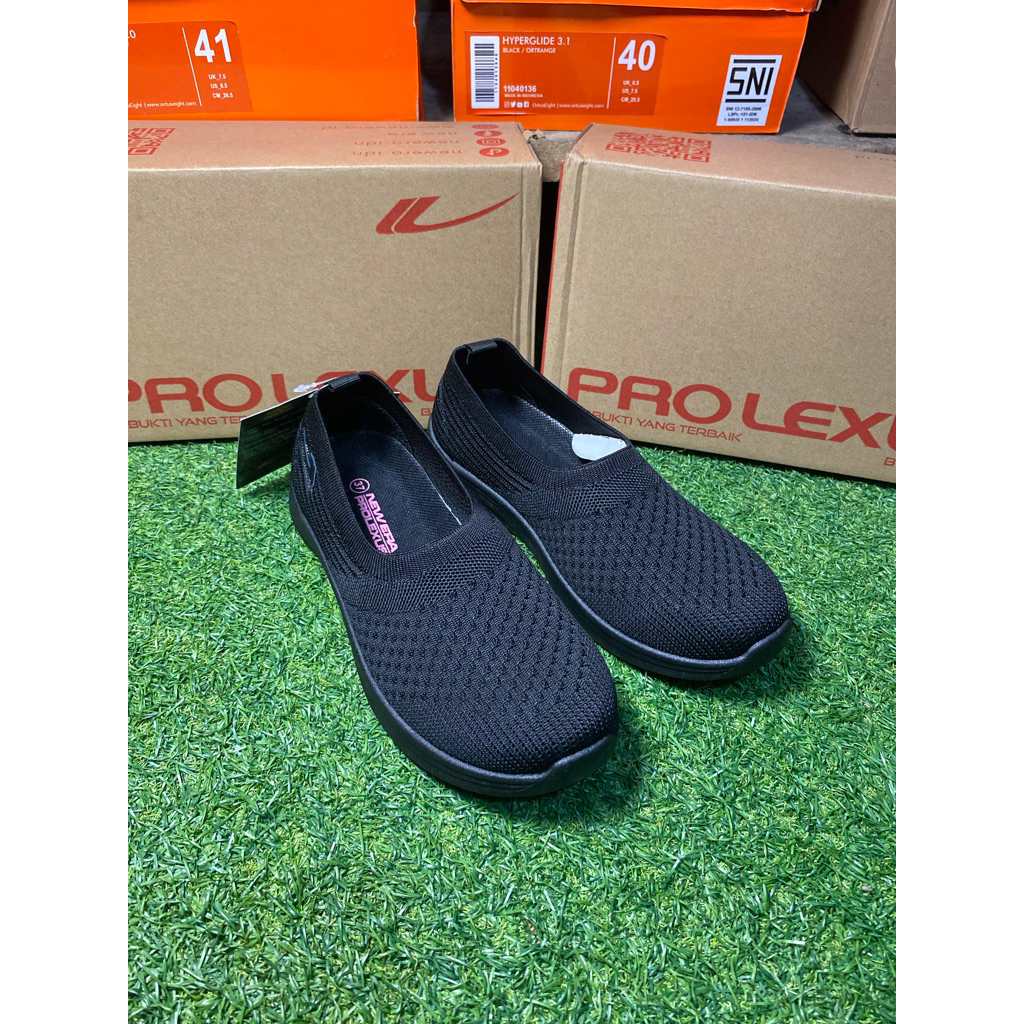 Sepatu slop - sheila 02 by new era warna hitam