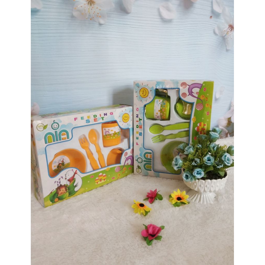 Tempat Makan Bayi 1 Set