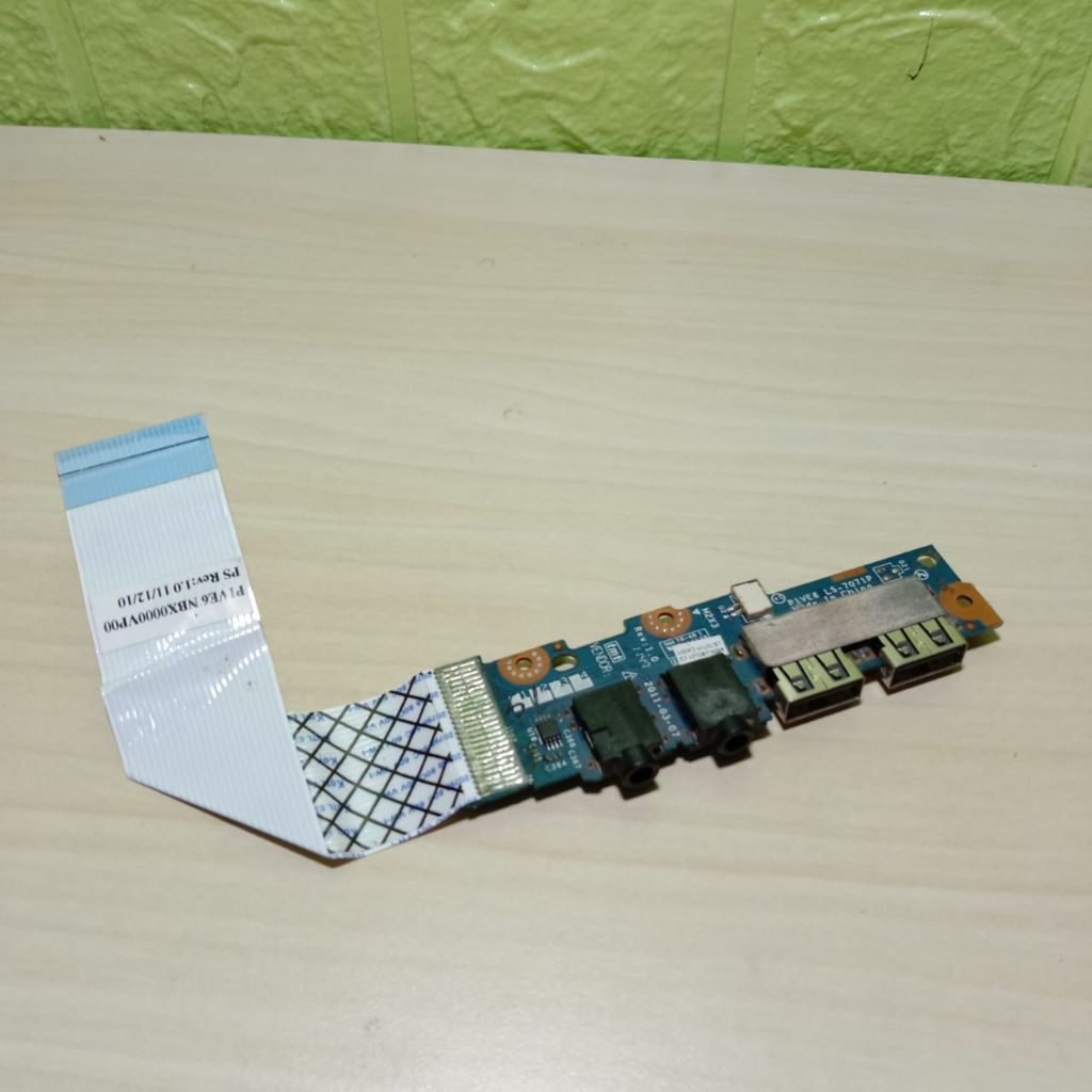 Port USB Laptop Acer Aspire One 722