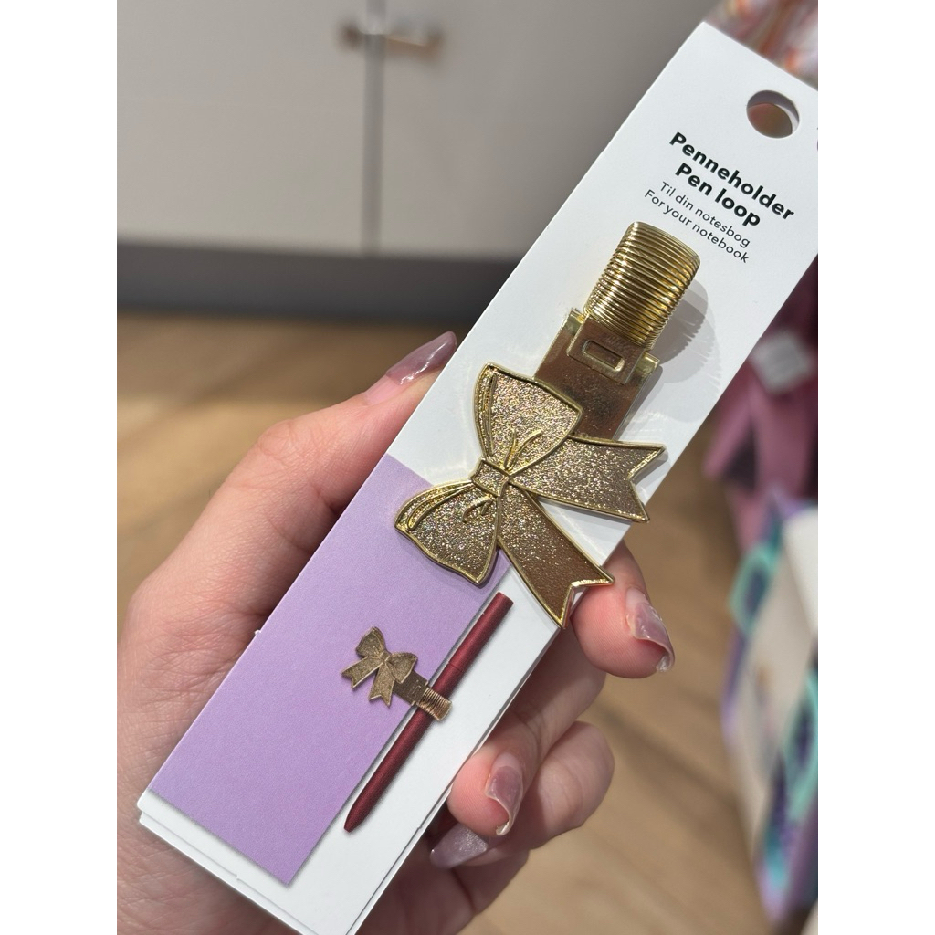 

FLYING TIGER -Pen Loop Ribbon Gold Metal