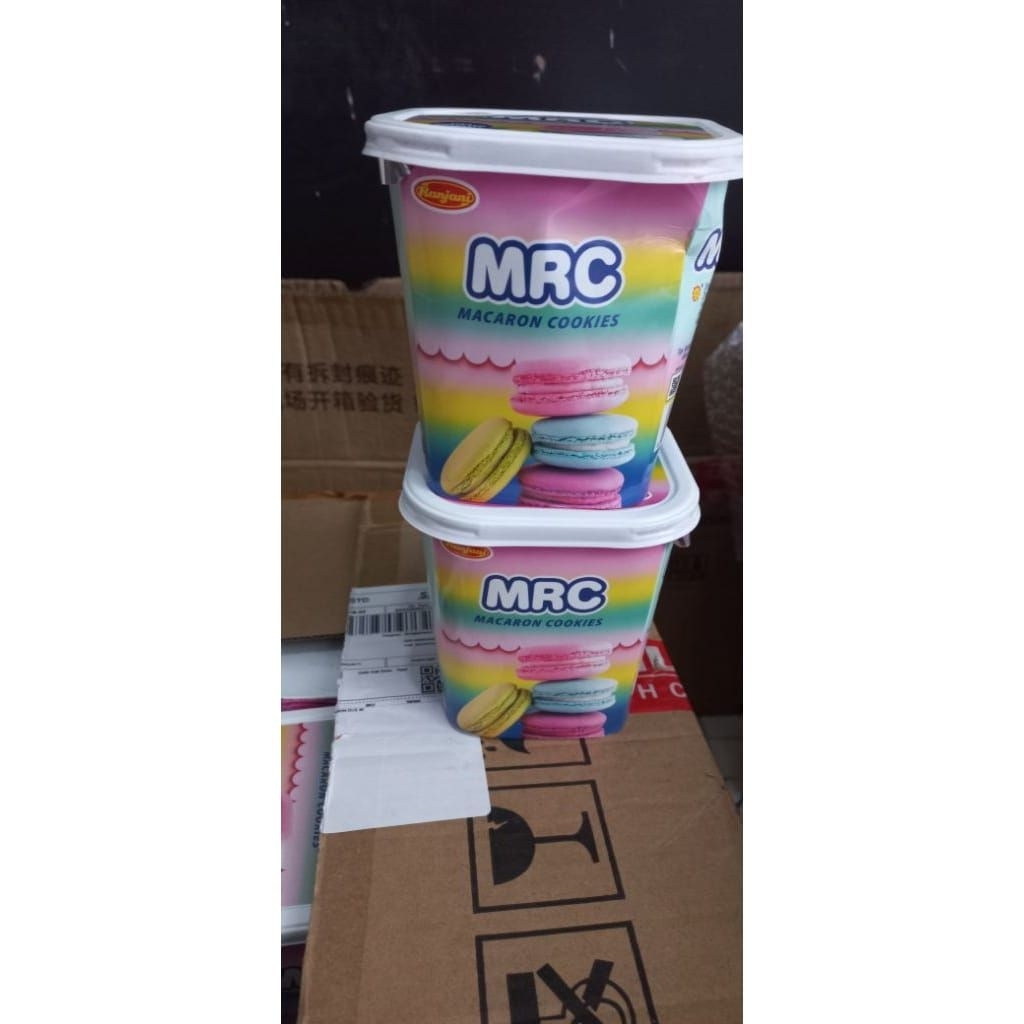 

Macaron biskuit rasa buah MRC