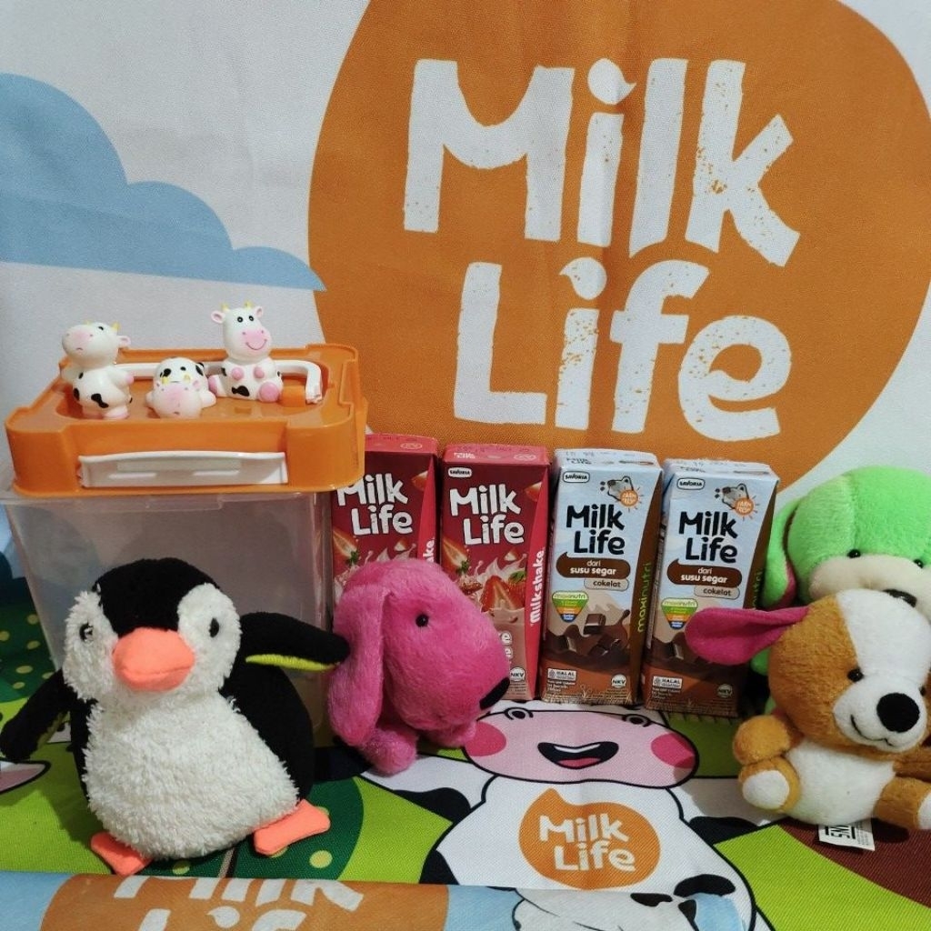 

Milk Life Paket Susu+ Container+Miniatur Sapi+Boneka+Tote Bag