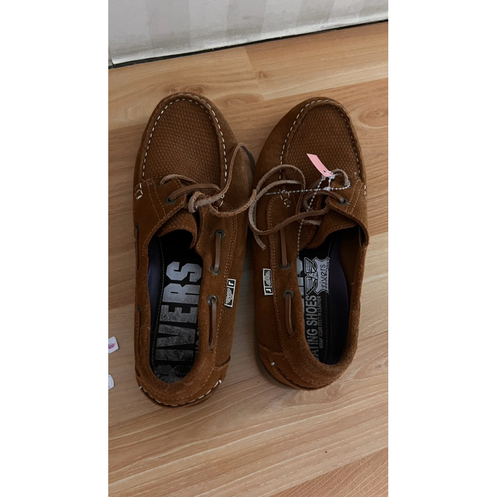 sepatu pria size 45  preloved