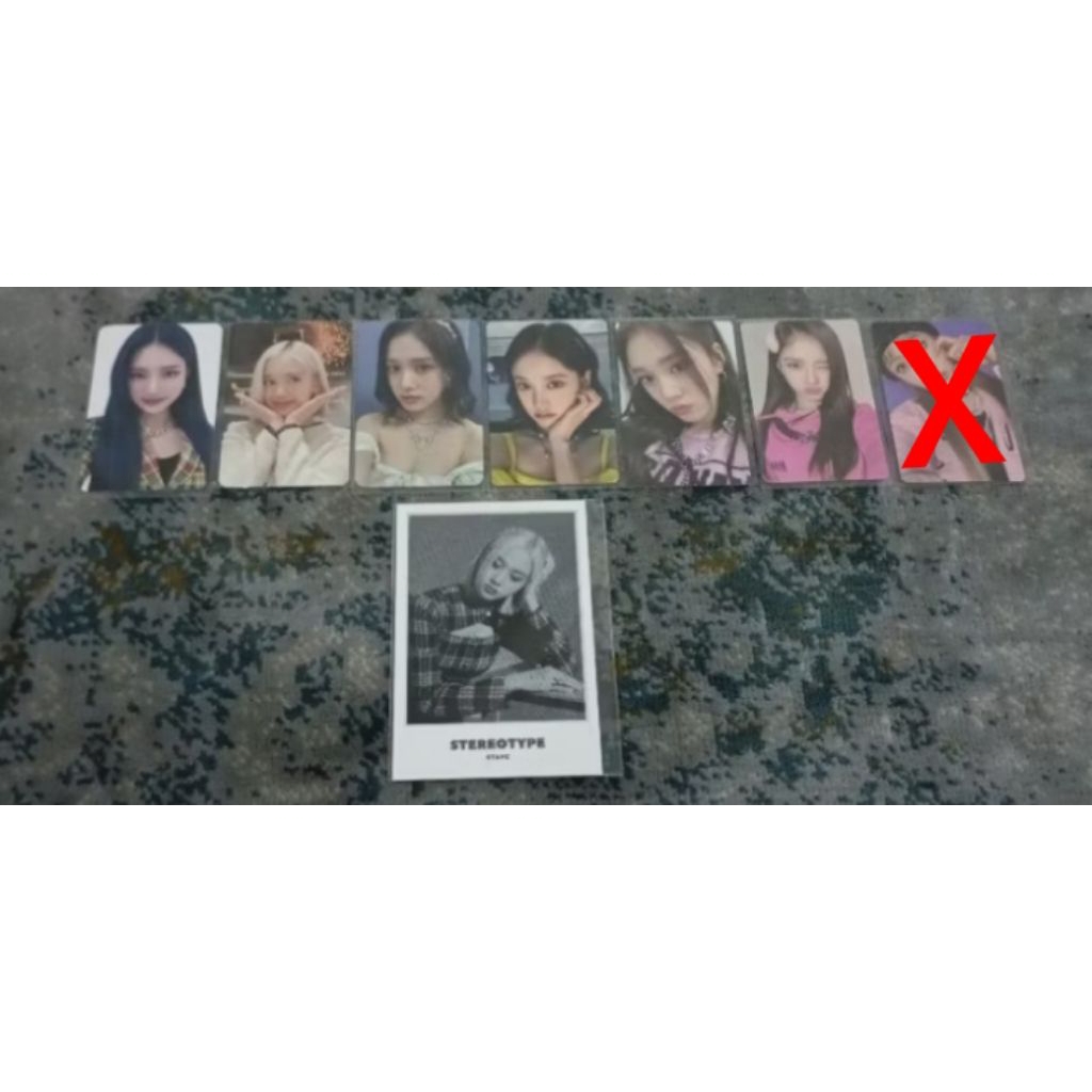 STAYC ISA J PHOTOCARD