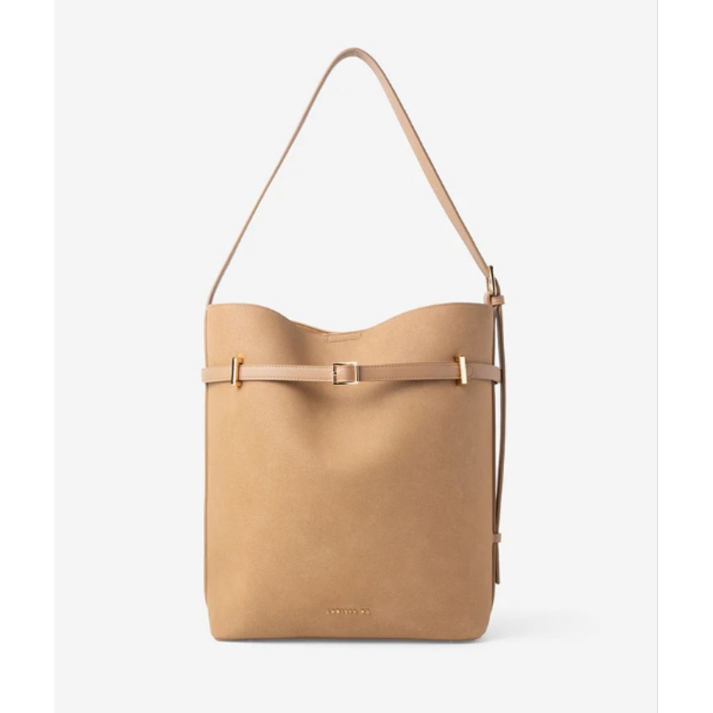 anora bucket bag