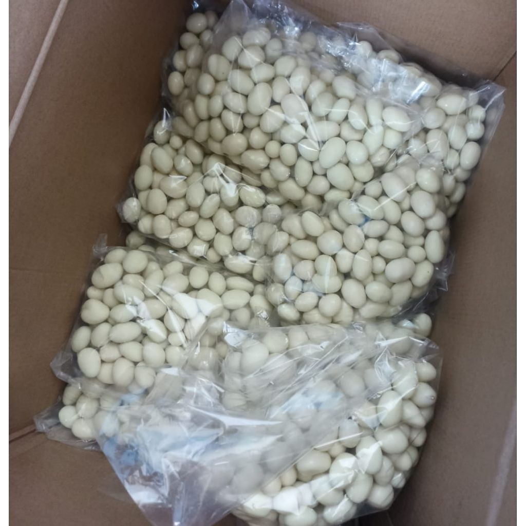 

Cokelat White Almond by PT Delfi