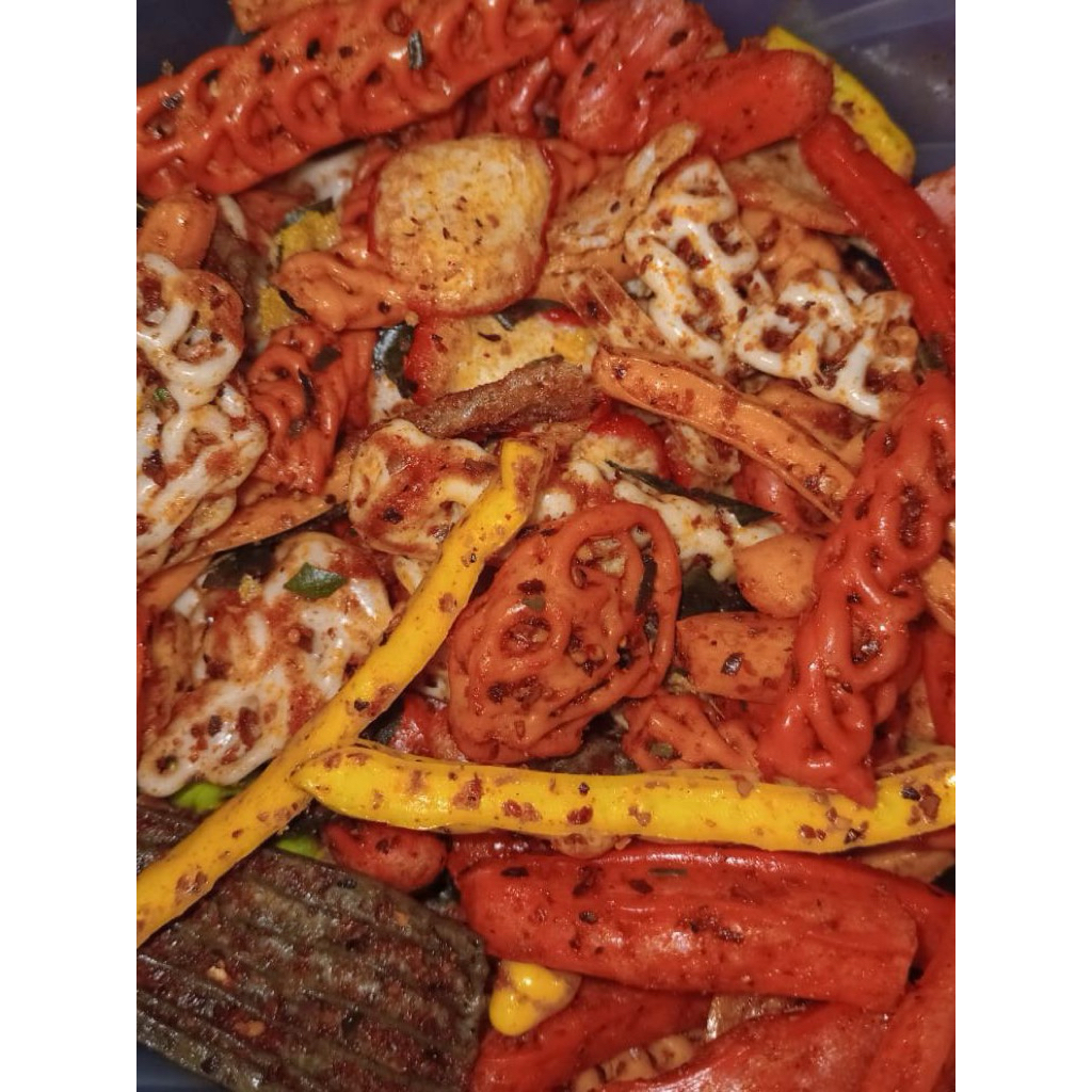 

Krupuk Seblak Mix Campur Bumbu Cikruh 500Gram Pedas