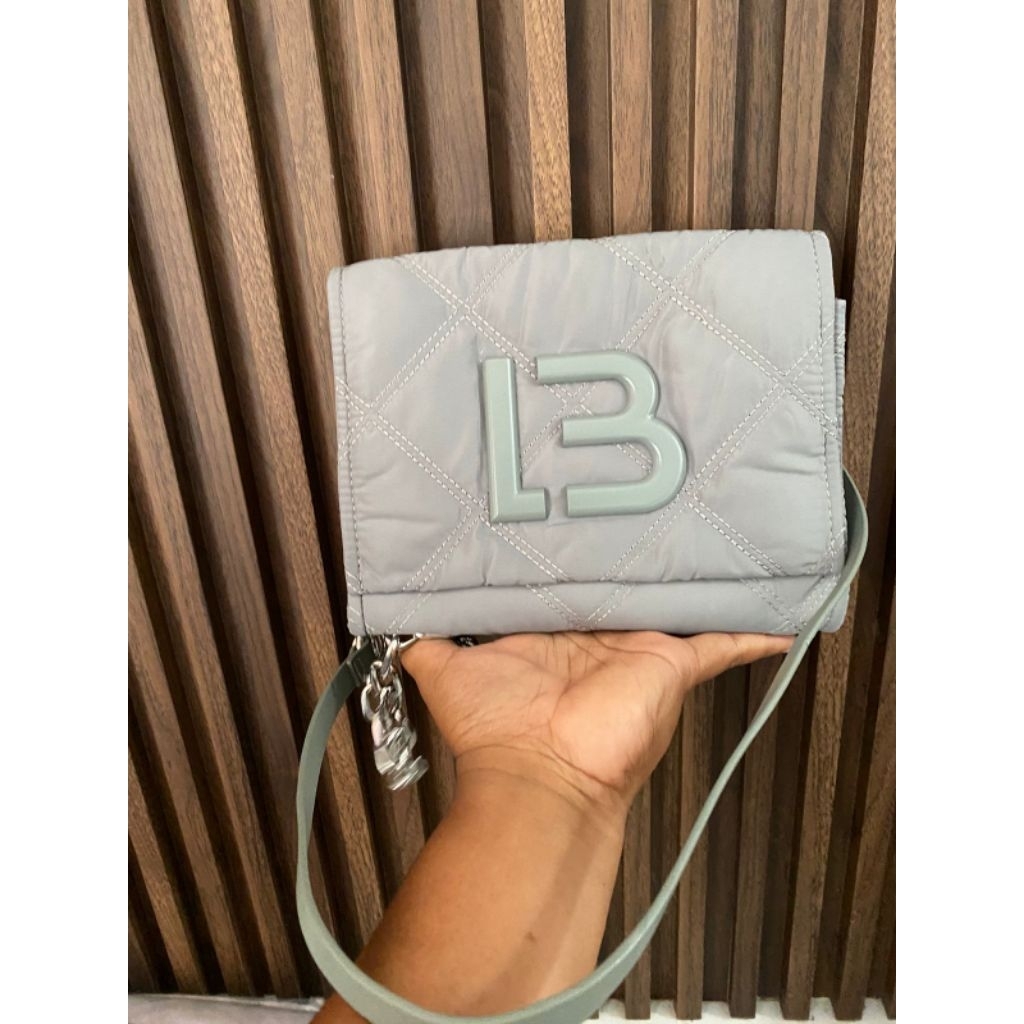 TAS SELEMPANG WANITA ABU BAHAN TEBAL BESI TEBAL KUALITAS BAGUS TALI MIX KULIT DN BESI