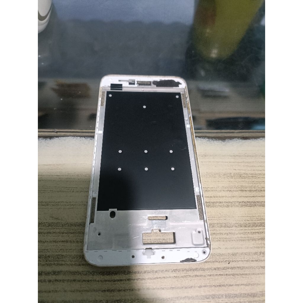frem /tatakan lcd redmi 5 copotan