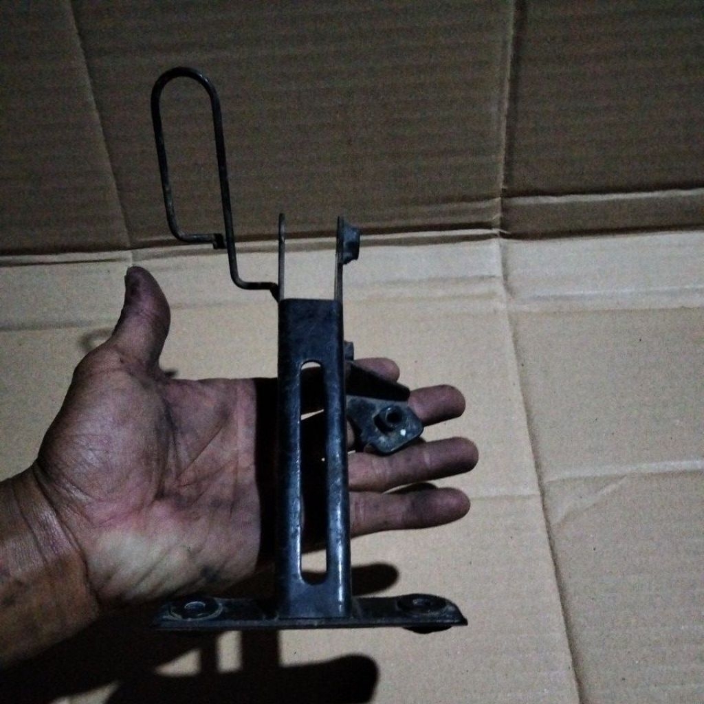 DUDUKAN TAMENG DEPAN BEAT POP BEAT ESP BEAT FI SECOND ORIGINAL