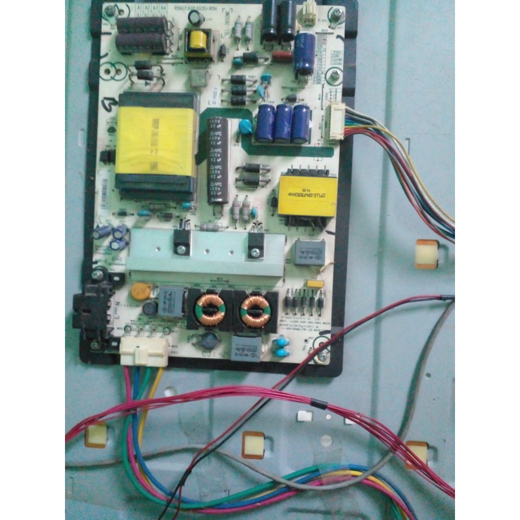 Power supply TV Polytrol 40 inch PLD 40D552 Bekas