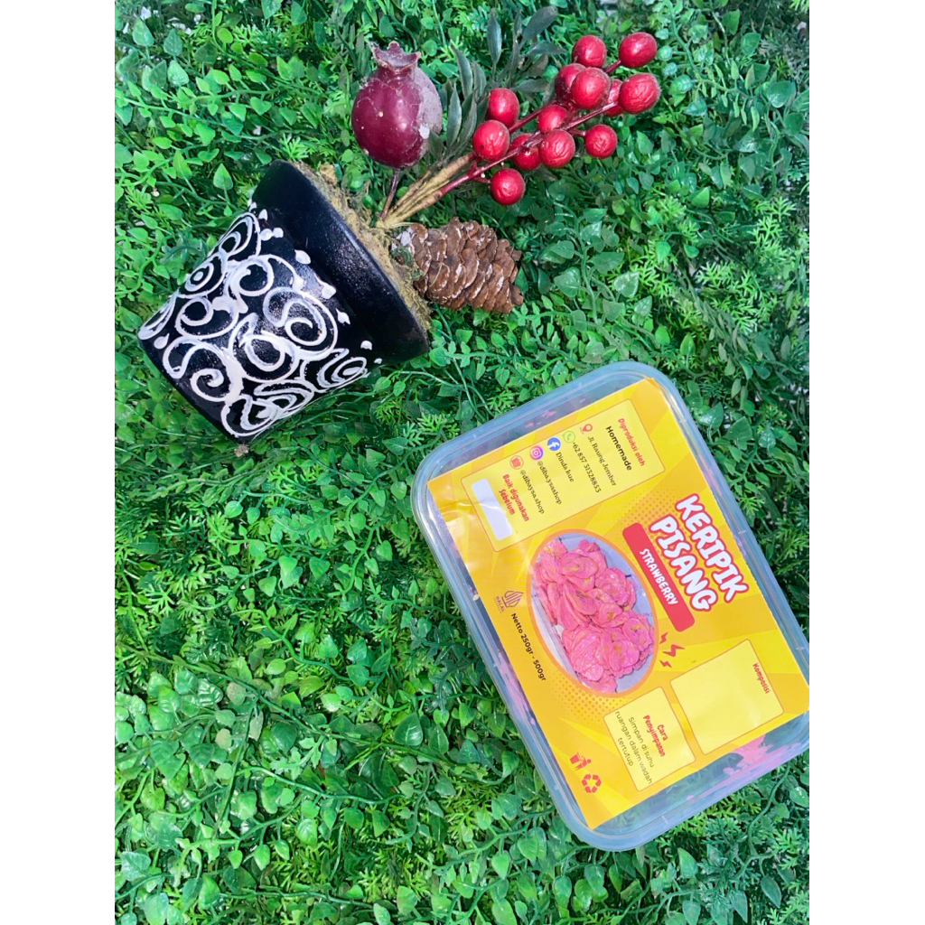 

Keripik Pisang Strawberry (100gr)