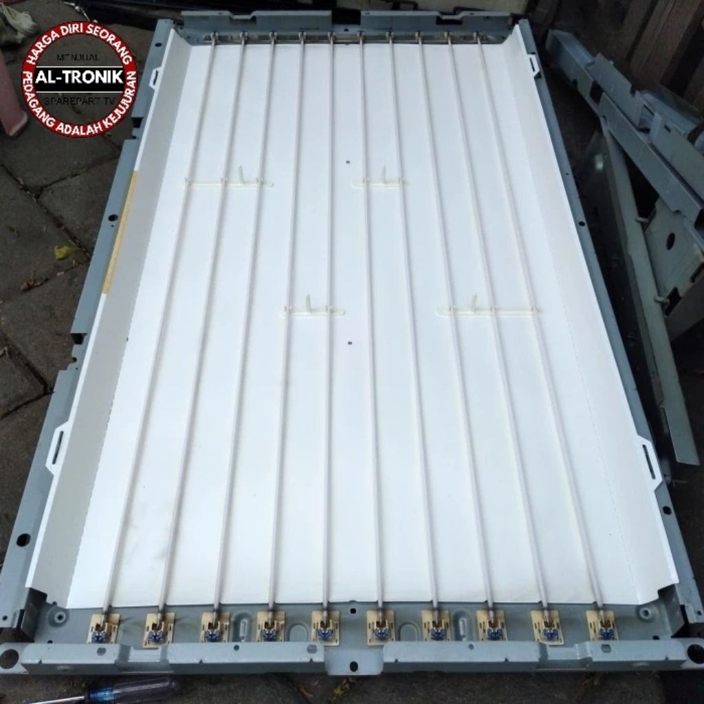 1 SET LAMPU NEON CCFL TV LCD SHARP AQUOS MODEL LC-32L400M LC32L400M BACKLIGHT TV SHARP LC 32L400M 32