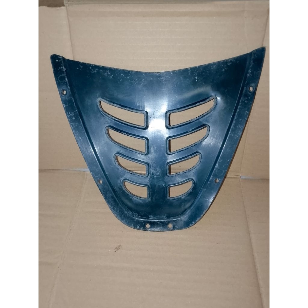 HALF FAIRING VIXION LAMA TUTUP MESIN WARNA HITAM