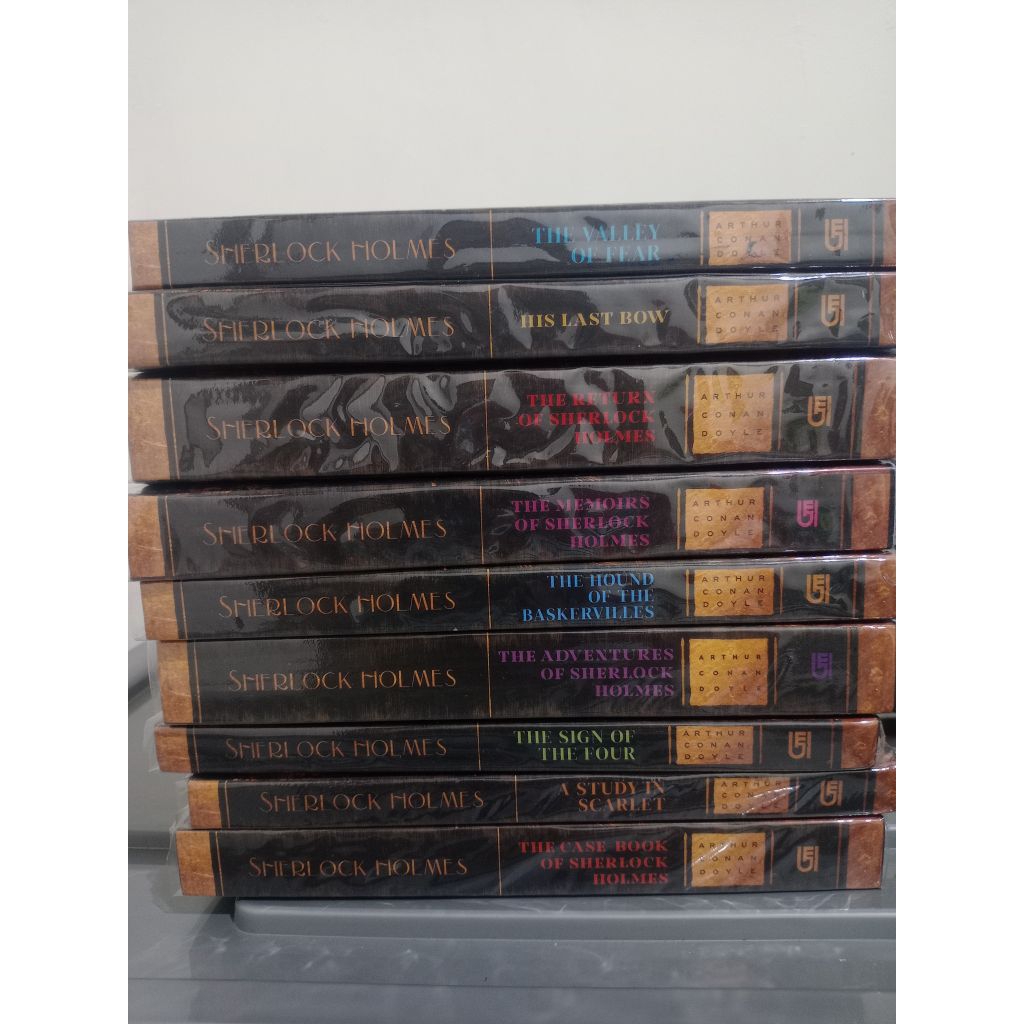 pre loved set novel sherlock holmes hard cover Gramedia