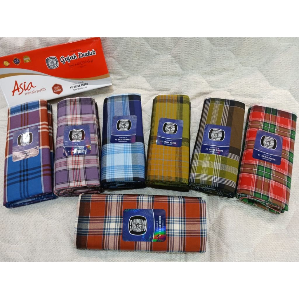 Sarung Gajah Duduk Asia Merah putih Motif Classic Kotak-kotak  Termurah