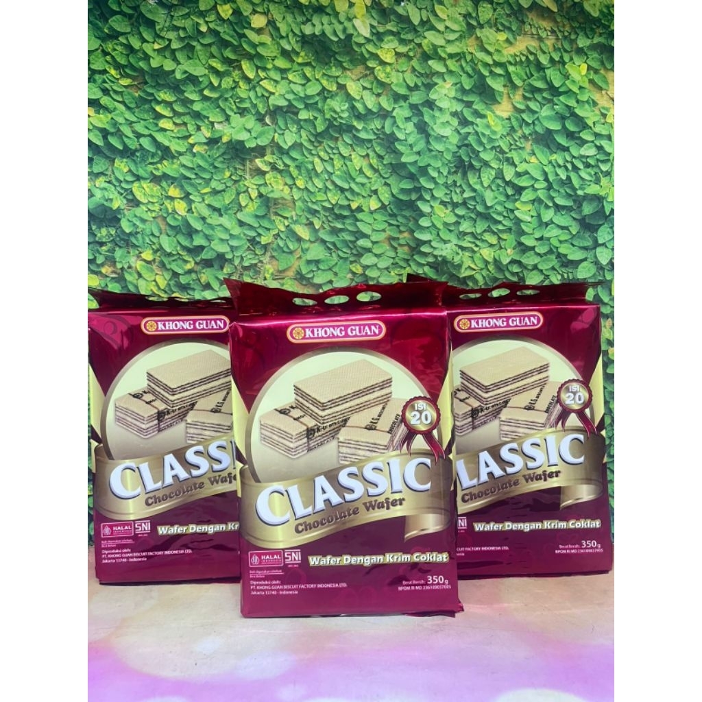 

Khong Guan Classic Chocolate Wafer 350 gram