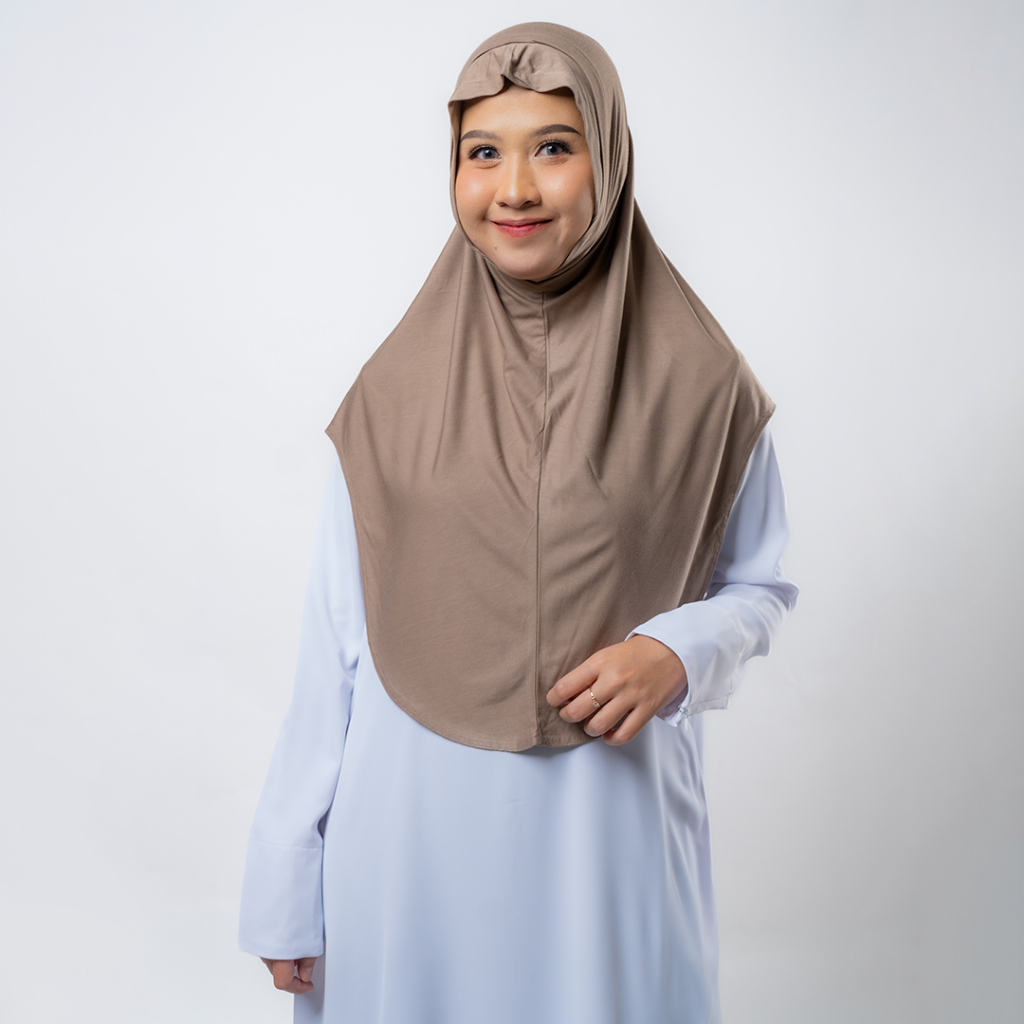 Mladies Hijab Instan Taupe Bahan Katun Premium