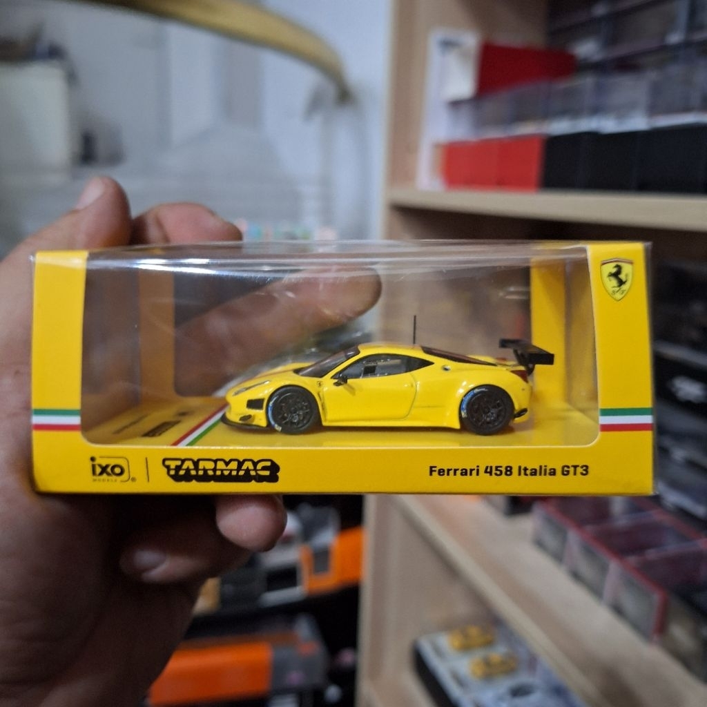 Tarmac Skala 64 Ferrari 458 Italia GT3 Yellow