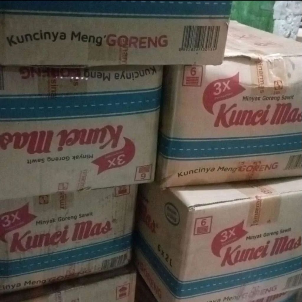

MINYAK GORENG KUNCI MAS 2 LITER I DUS