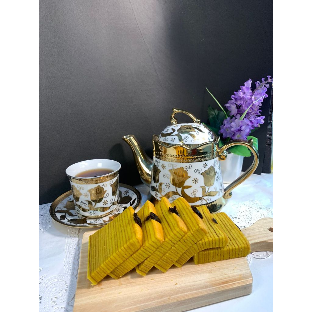 

potongan kue lapis legit harum 250 gram,pinggiran lapis legit