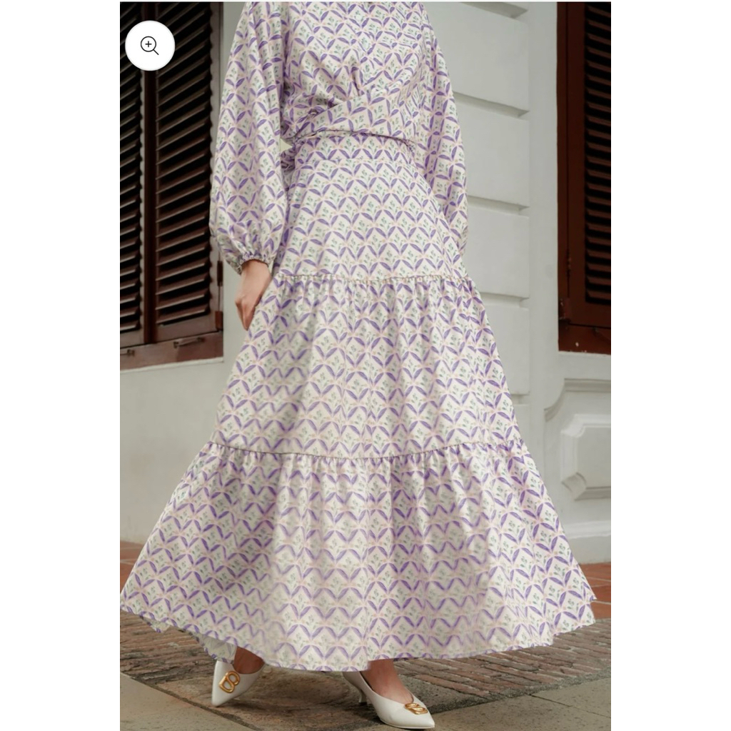 reverie tiered skirt by benang jarum