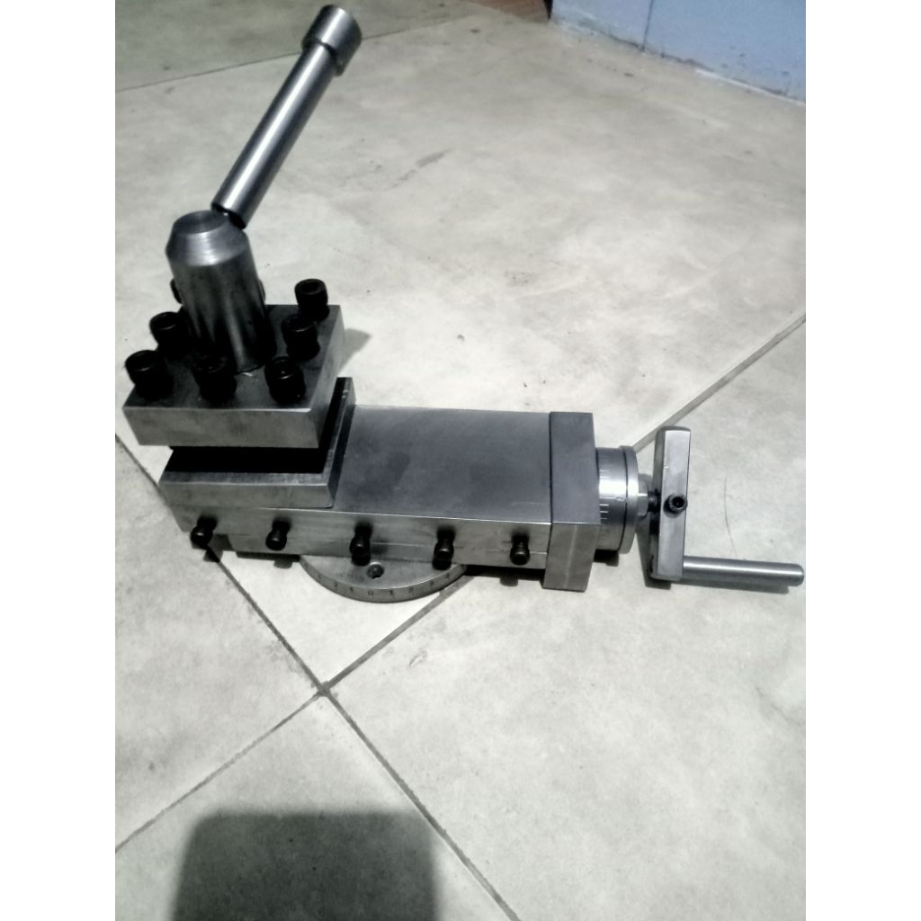 ERETAN MESIN BUBUT BV20. CQ6230,,