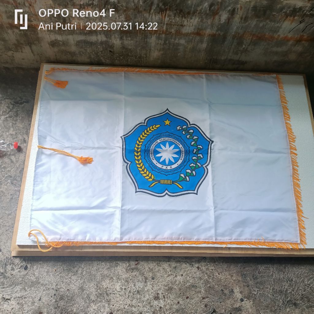 Bendera PKK kain satin. bendera PKK putih. bendera PKK ready stock