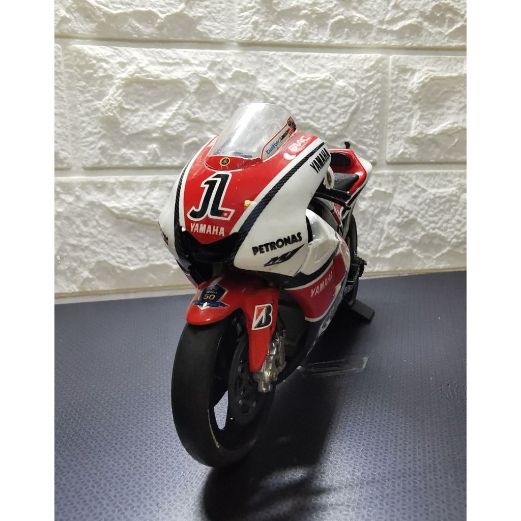 diecast motogp lorenzo