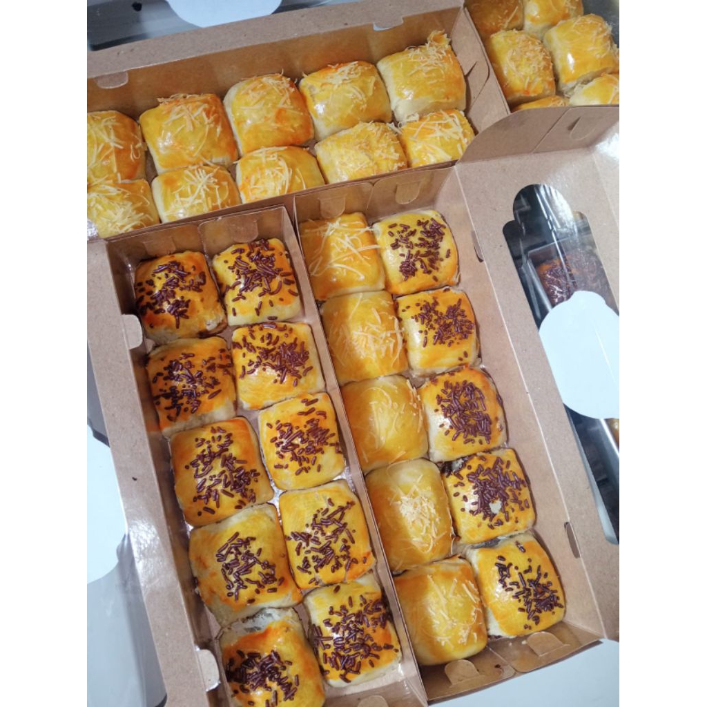 

BOLEN PISANG COKLAT DAN KEJU