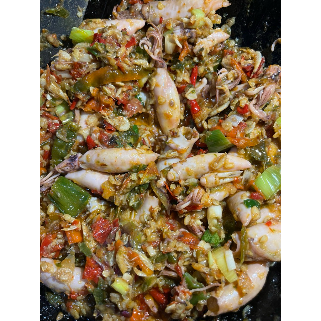 

Sambel Cumi Mercon Rumahan 150ml – Sambel Cumi Asin Segar Pedas Nendang