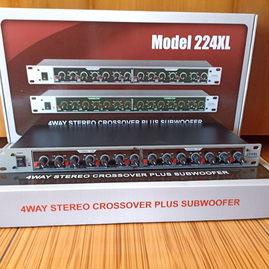 CROSSOVER MODEL DBX 224XL 4 WAY +  SUBWOOFER CROSSOVER DBX ORIGINAL