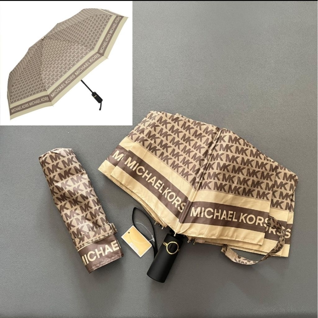 Ready Mk Novelty Umbrella, 35F9GNYN1B. Mk Sig Printed Poly, Bg/Ebony.