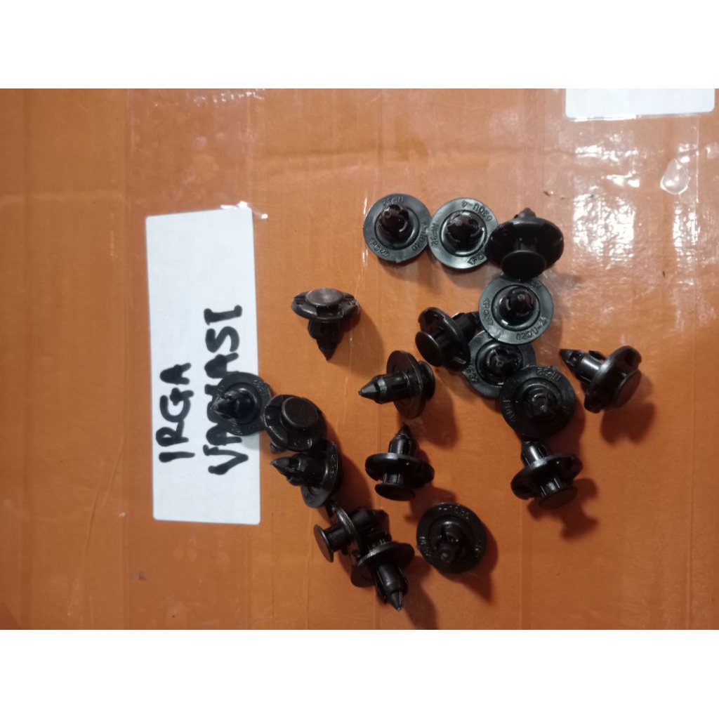 kancing klip clip bemper Avanza original harga perkantong