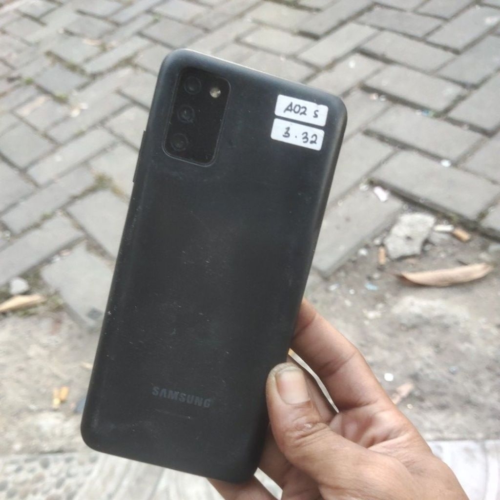 Samsung a02s ram 3/32 tingal naik lcd