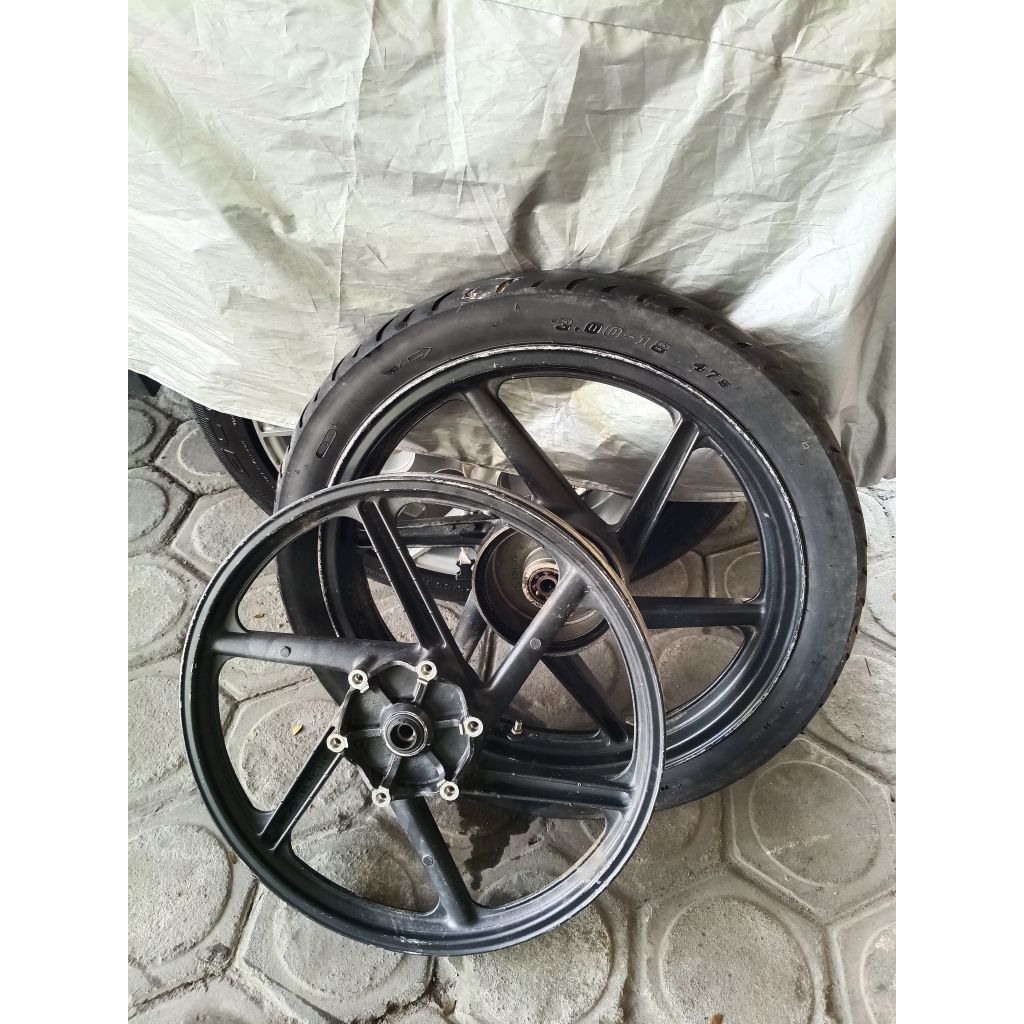 VELG CW DEPAN BELAKANG MEGAPRO PRIMUS/VELG PALANG DEPAN BELAKANG MEGAPRO PRIMUS ORIGINAL COPOTAN