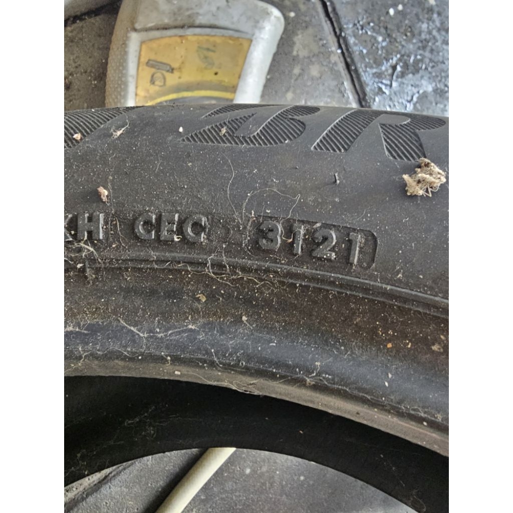 ban bekas BS copotan 245/50/R20