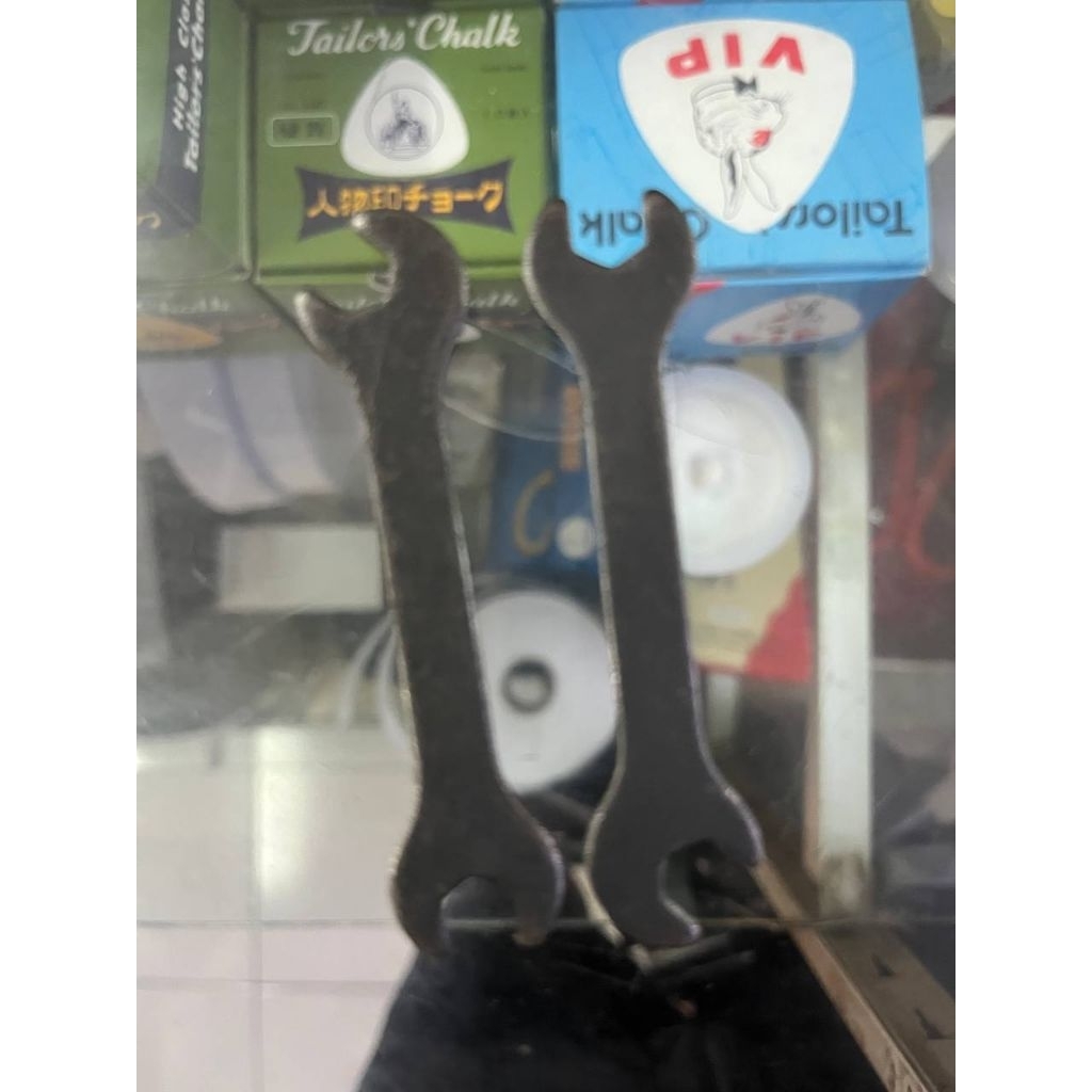 Kunci Pas Buka Jarum Mesin Jahit Obras dan Neci