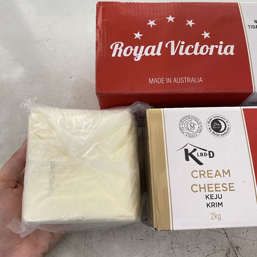 

Cream cheese royal victoria potongan 500 gram | cream cheese tatura | cream cheee royal victoria | cream cheese