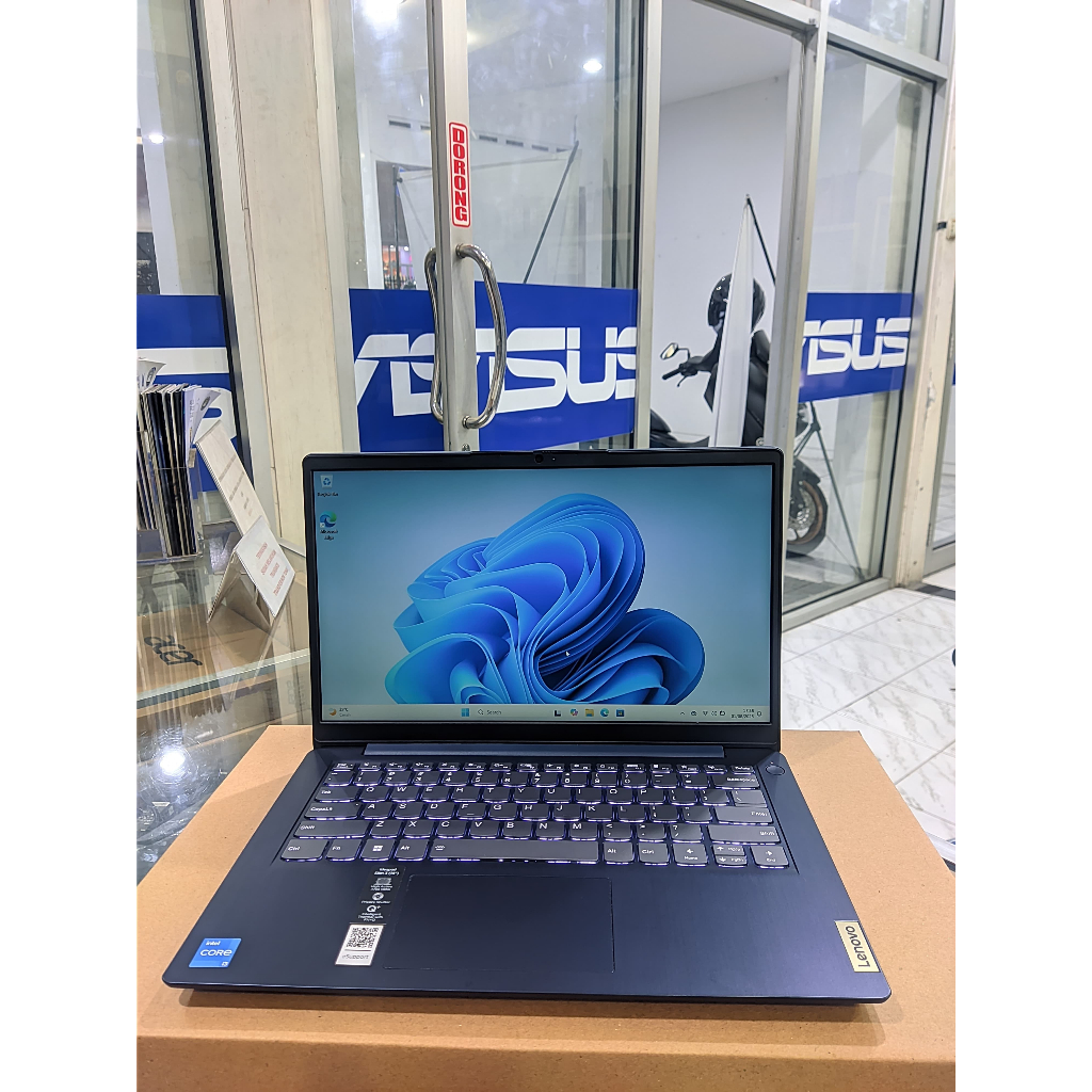 Laptop New Lenovo Ideapad Slim 3-Core i3-1215U-Ram 8/512-Keyboard Backlight