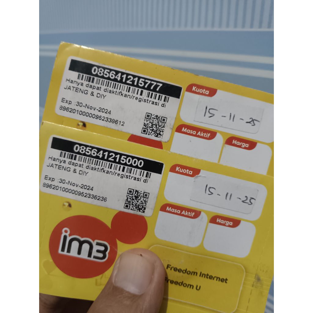 Indosat Cantik Ekor Triple