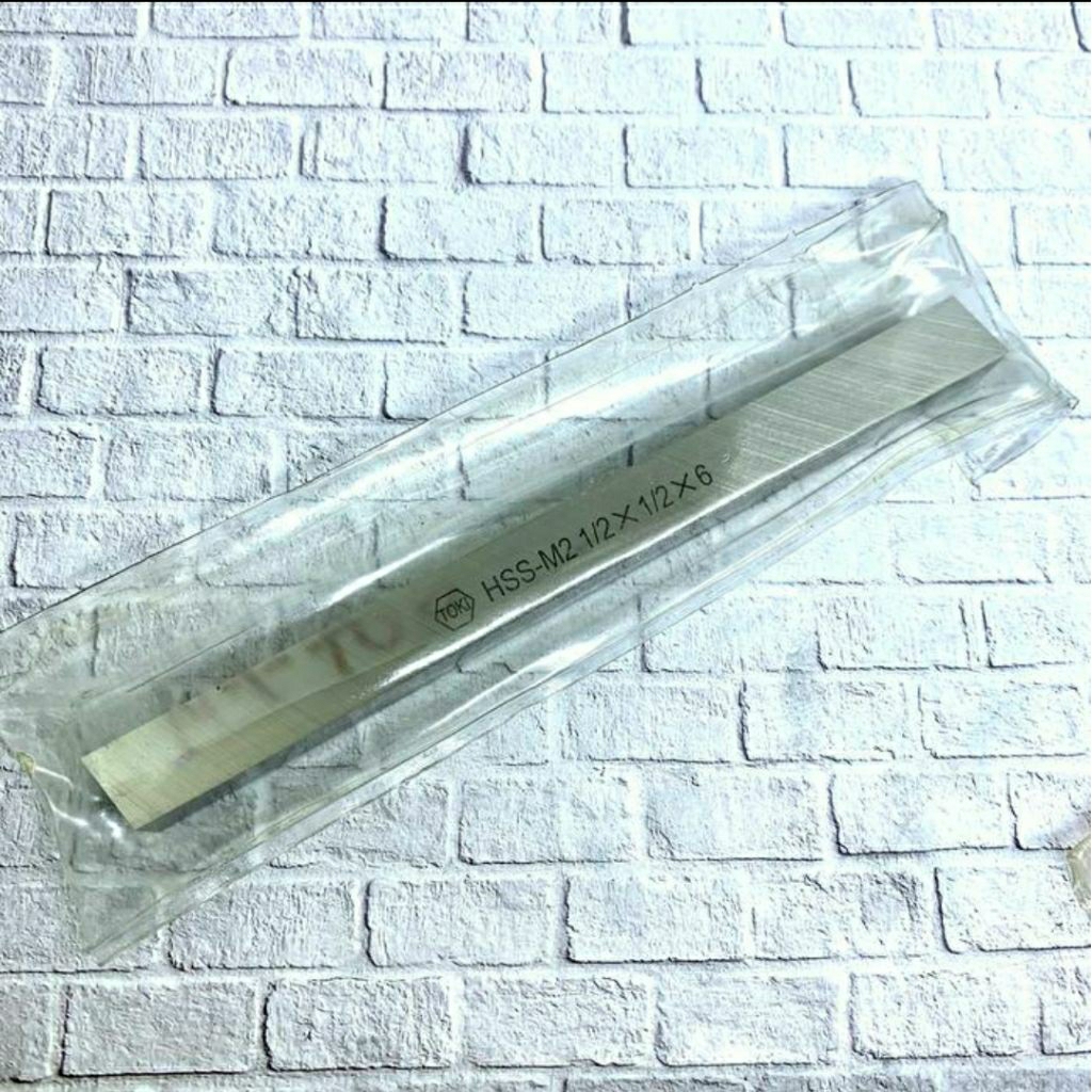 Pahat Pisau Bubut 1/2x1/2x6 Toki HSS M2