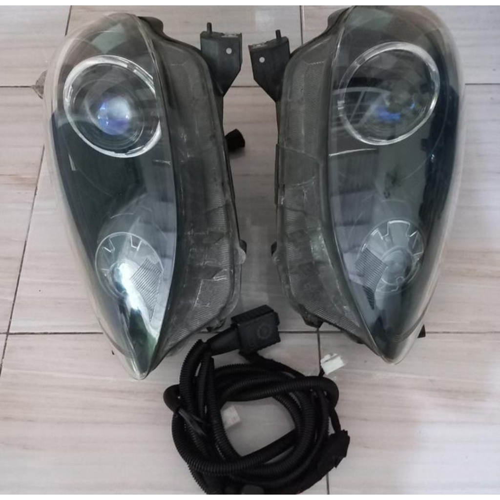 headlamp nissan march beebot