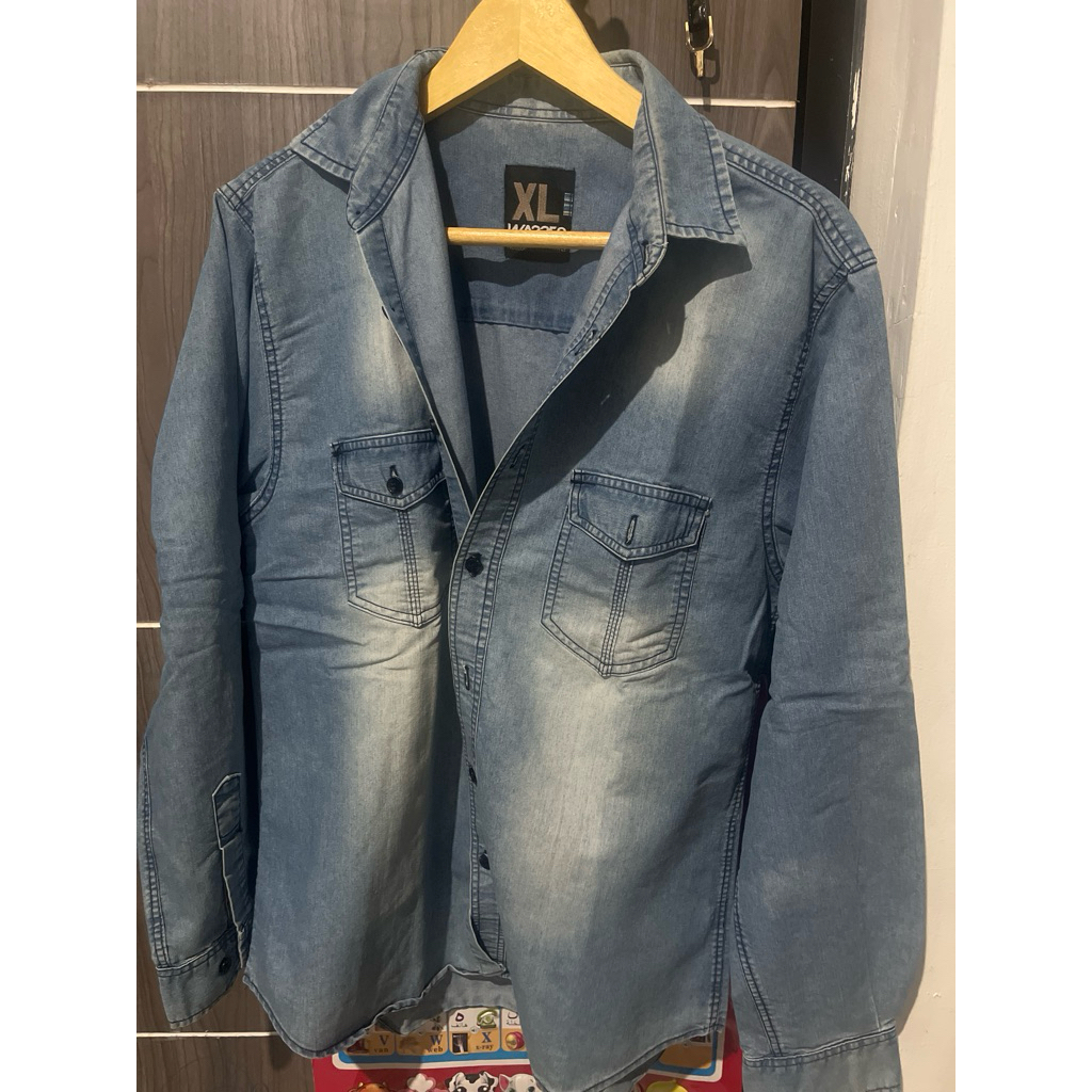 PRELOVED - kemeja denim pria - NEGO