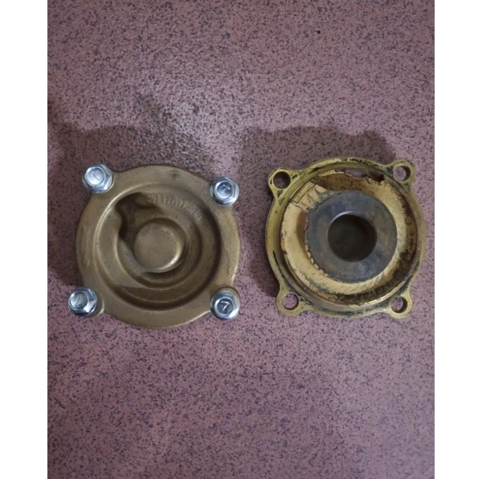 tutup impeller shimizu plus baut 130 kuningan bekas copotan
